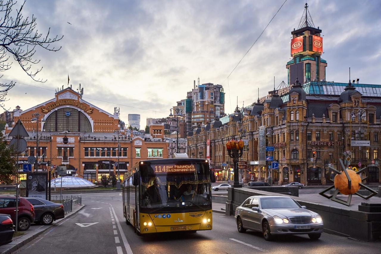 Big Jacuzzi , Sauna , Khreshchatyk apartments Kiew Exterior foto